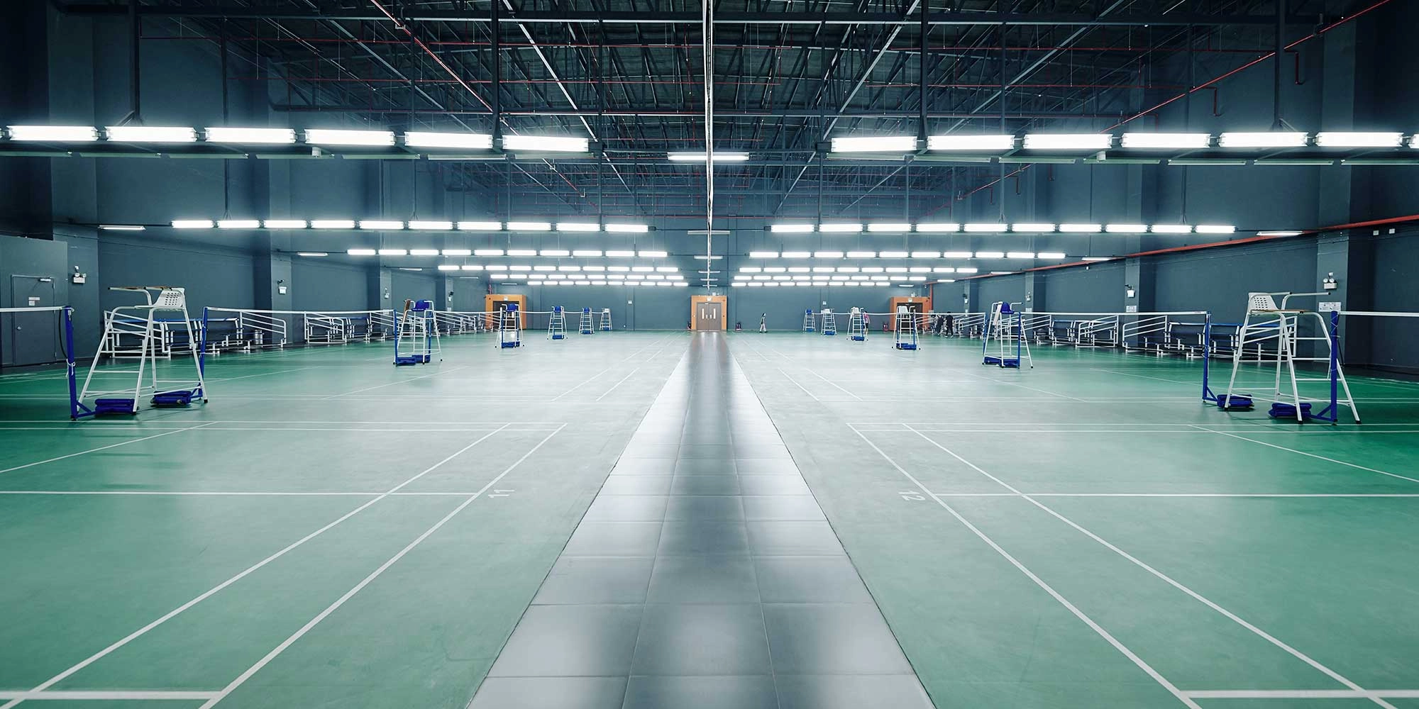 Iluminación para deportes de interior