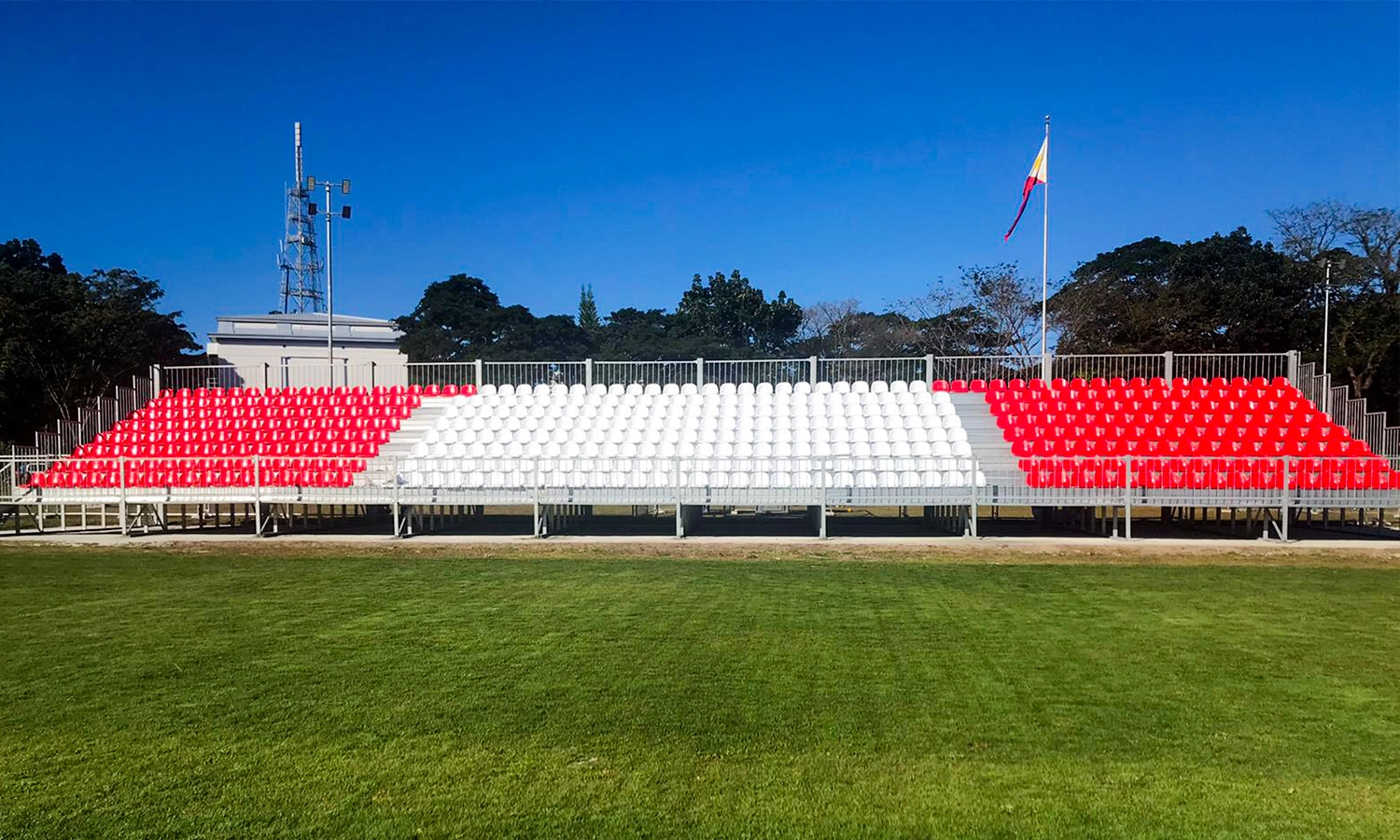 Stila Dynamic Tribuna